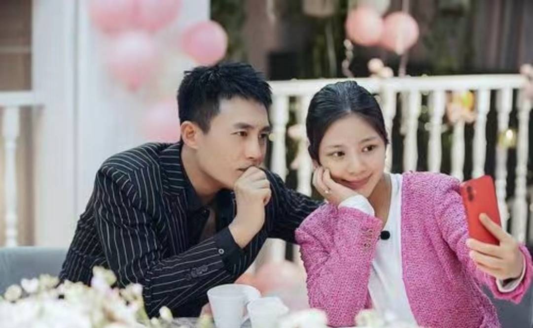 杜淳老婆产后俩月素颜自拍