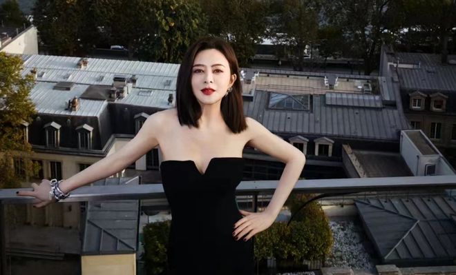 婚姻时差演员表何泓姗