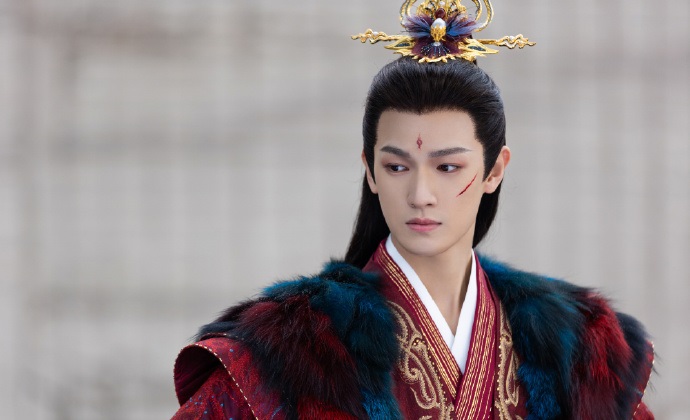 山体滑坡致14人遇难