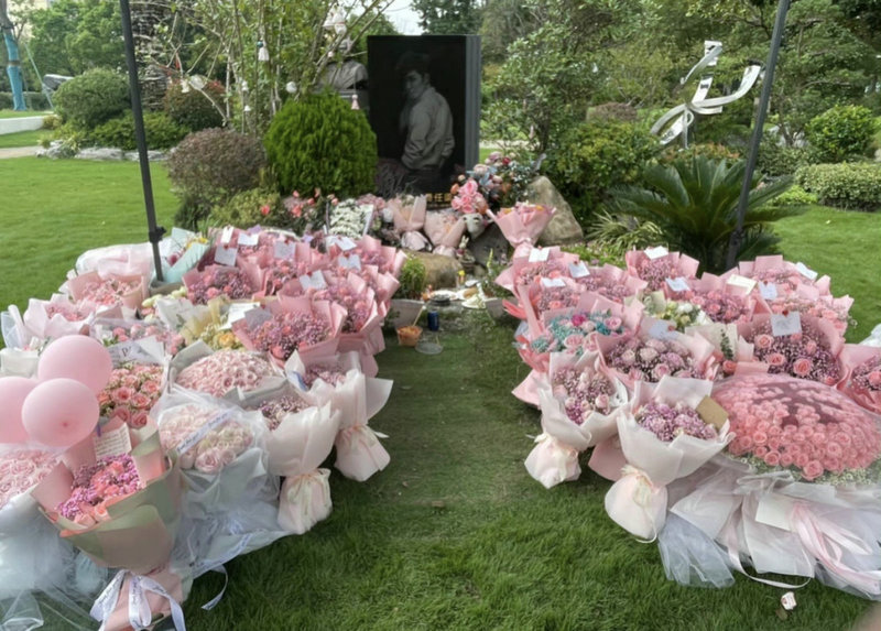 画家王平 画家王平画鱼