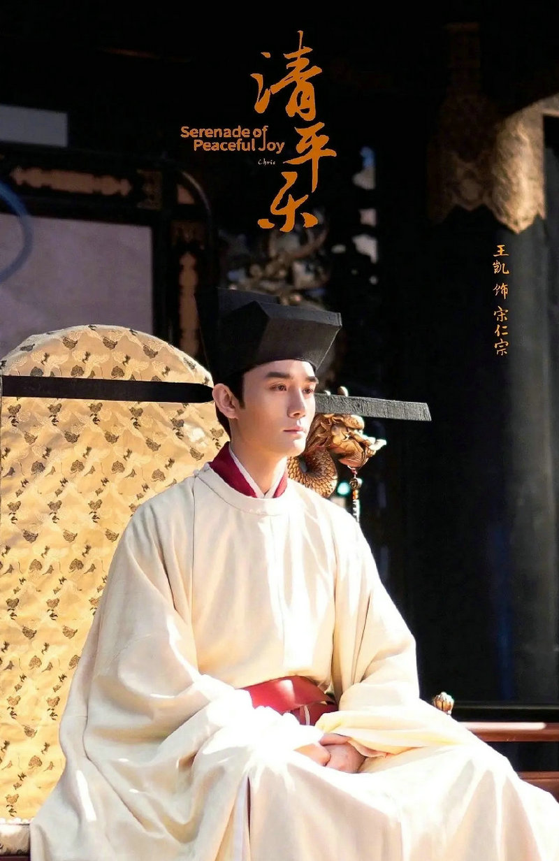 美眉脱内衣 美眉脱内衣电影