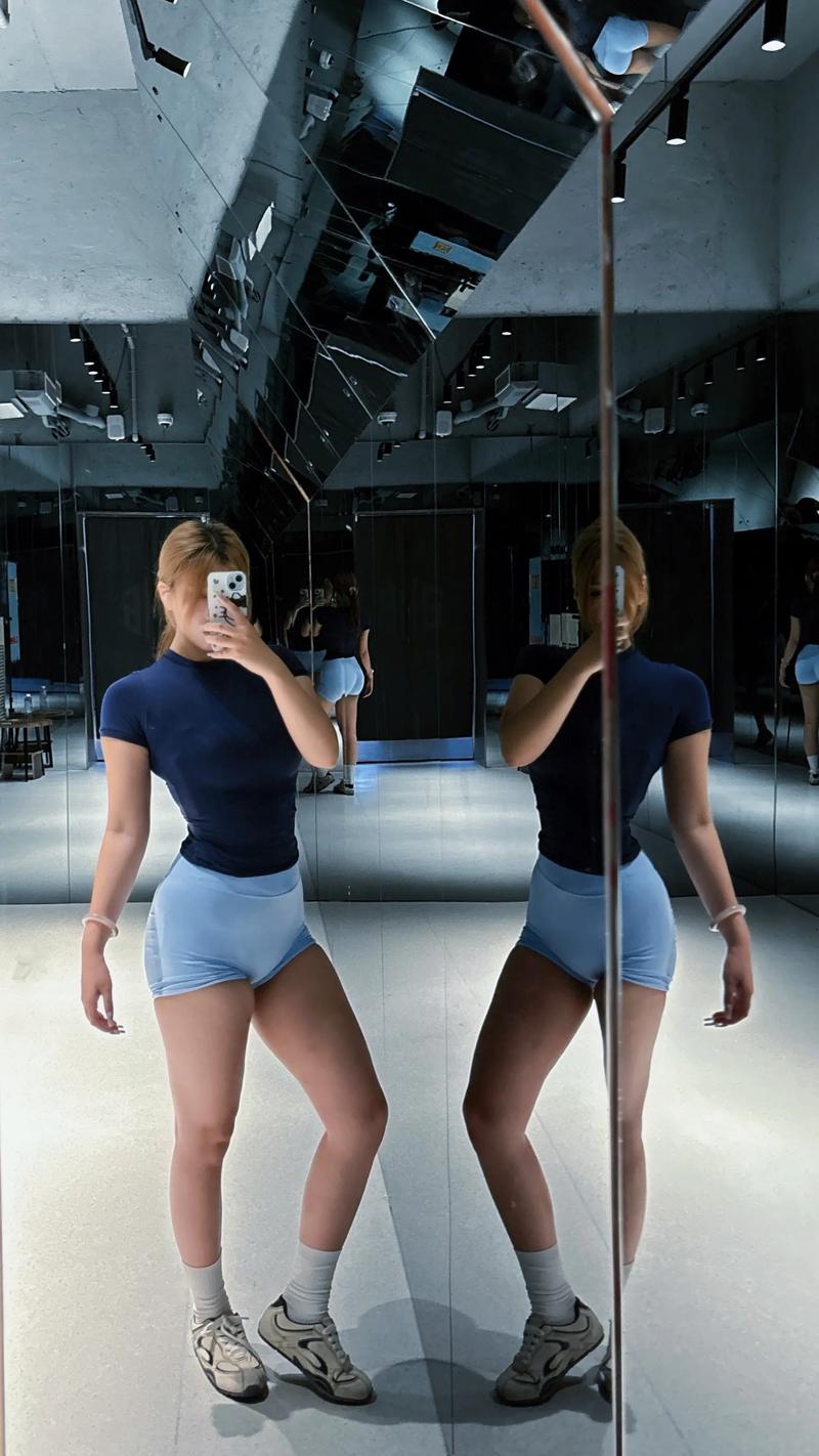 穷兵赎武(穷兵赎武 这个成语哪个字错了？)