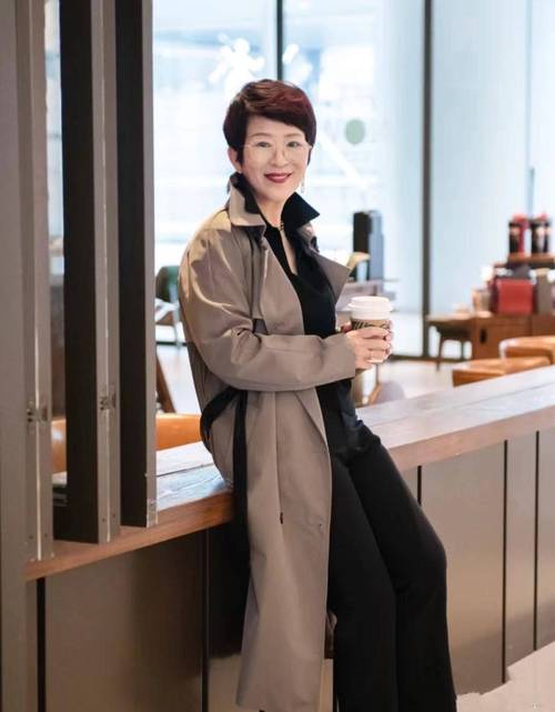 谢园的家世 谢园的家人 谢园的家世 谢园的家人