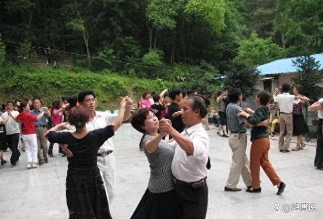 杜海涛的老婆资料简介