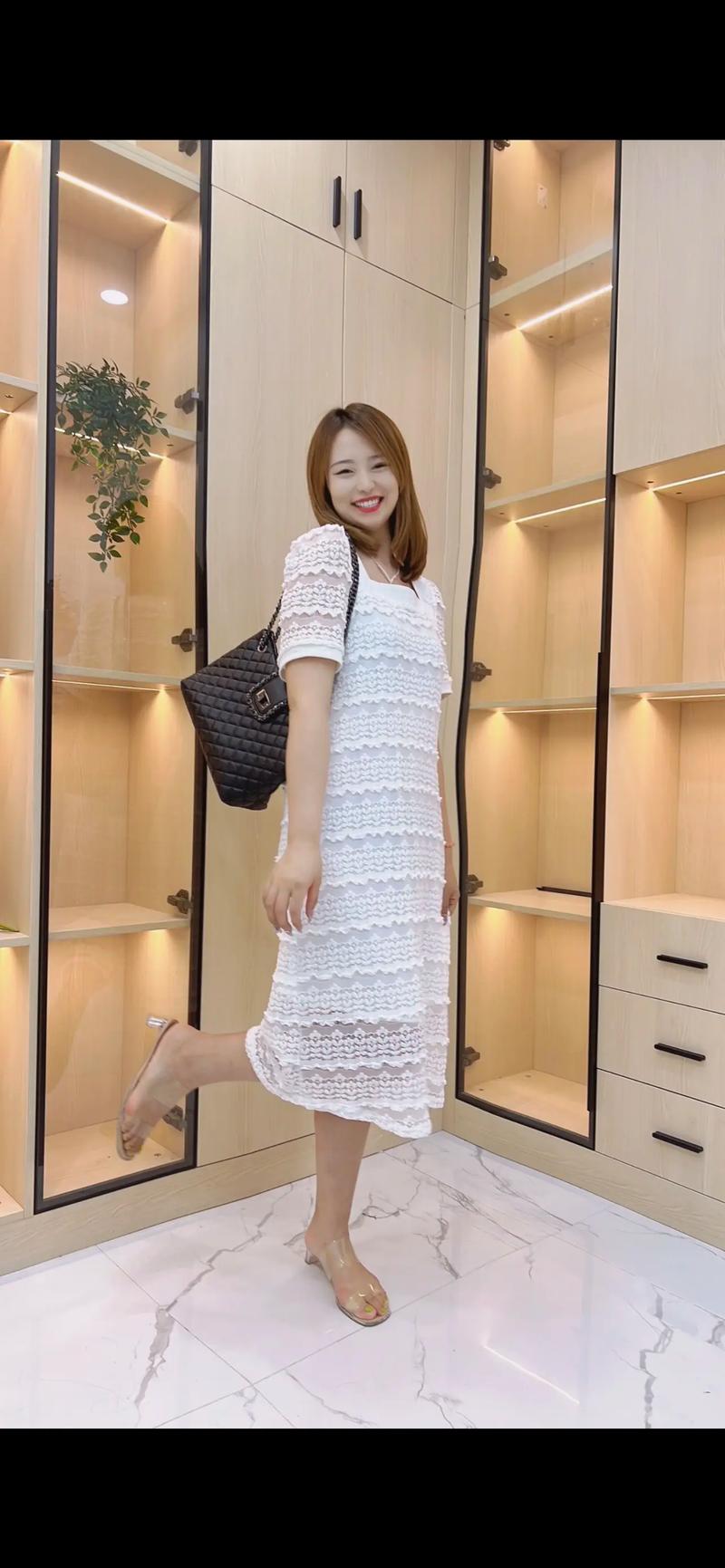 广场舞蝴蝶泉边 儿童舞蹈蝴蝶泉边完整版