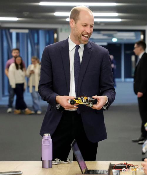 谢霆锋经纪人回应复婚