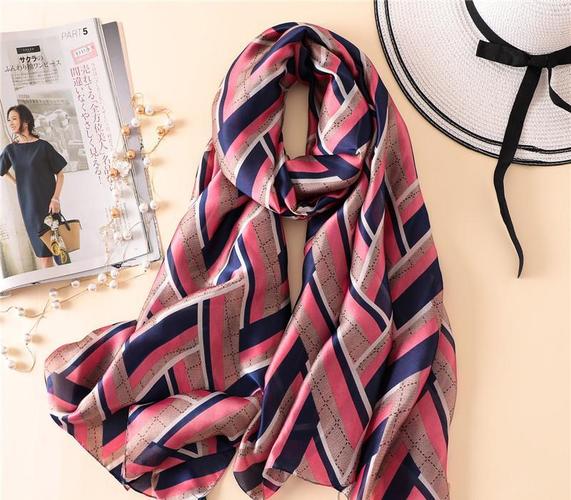 丁香扮演者 丁香扮演者是谁