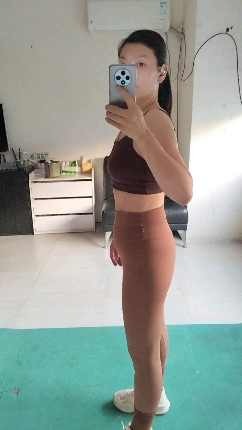 徐峥回应张铁林吻陶红