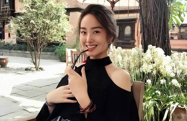 沈腾和贾玲是什么关系