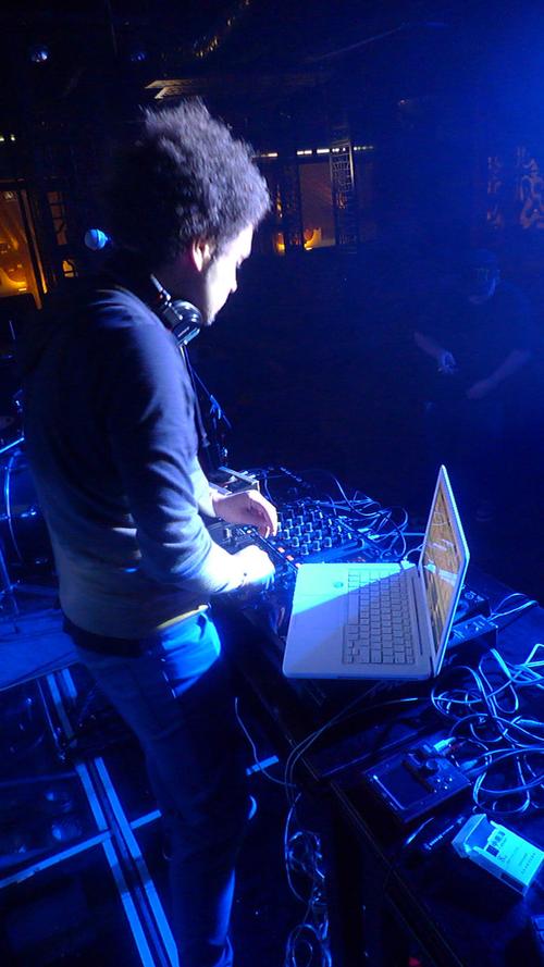 不明潜水物 不明潜水物USO与海底两万里中