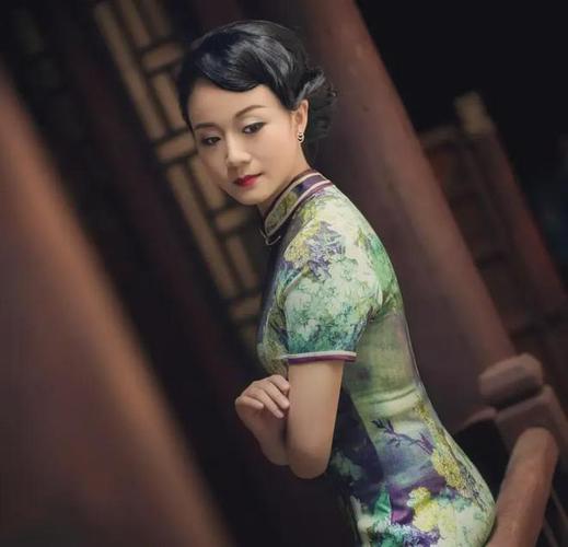 洪晃个人资料简介新闻