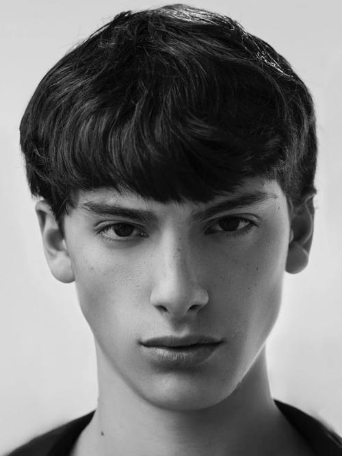 高峰个人资料简介歌手 高峰个人资料简介歌手