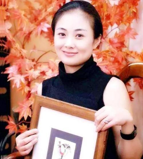 吉克隽逸家庭背景资料 吉克隽逸家庭背景资料